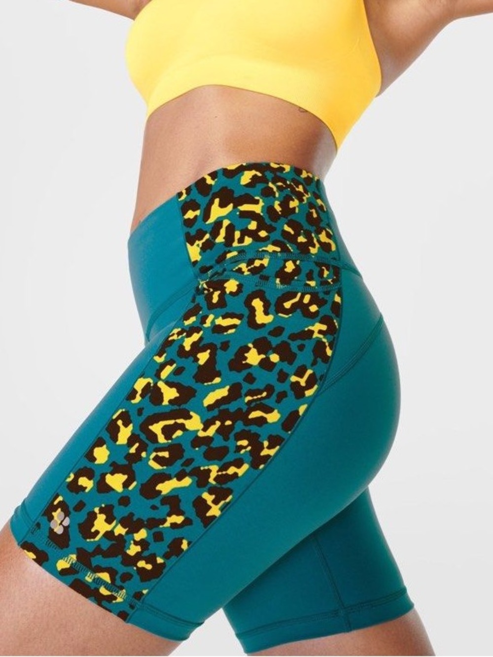 Sweaty Betty Pixel Leopard Print Power Shorts 6” size 8
